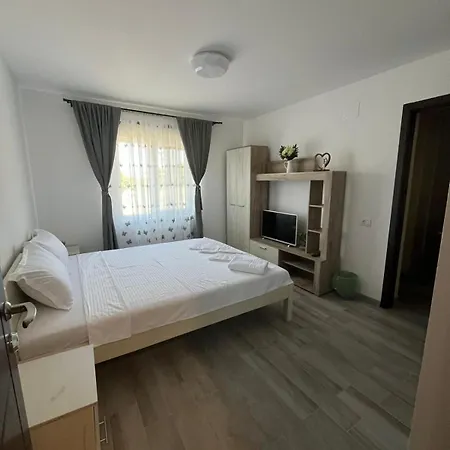 Teddy House Πανσιόν