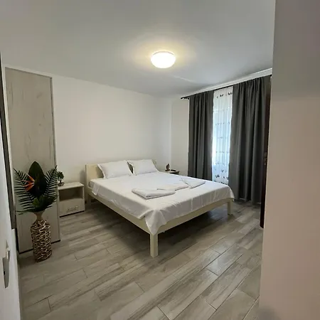 Πανσιόν Teddy House